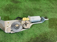 Моторчик заднего дворника SUBARU LEGACY OEM 86511AE010 BH5 2000 EJ206 AT