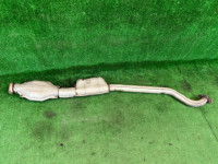 中間マフラー катализатор SUBARU LEGACY OEM 44200AE021 BH5 2000 EJ206 AT
