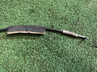 Cable de apertura del portón SUBARU LEGACY OEM 63032AE000 BH5 2000 WHITE 51E, 96H