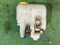 Depósito del limpiaparabrisas SUBARU LEGACY OEM 86610AE010 BH9 2000 EJ254 AT