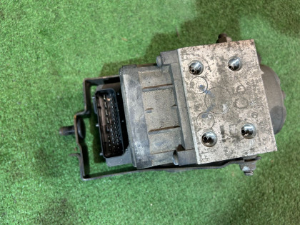 ABSユニット SUBARU LEGACY OEM 27531AC050 BH9 2000 EJ254 AT