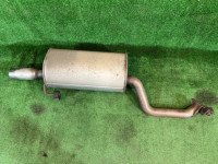 Panela de escape SUBARU LEGACY OEM 44300AE010 BH9 2000 EJ254 AT