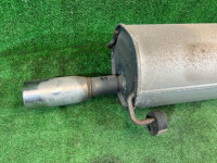 Panela de escape SUBARU LEGACY OEM 44300AE010 BH9 2000 EJ254 AT
