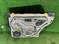 Puerta trasera derecha Мятая SUBARU LEGACY OEM 60400AE400 BH9 2000 SILVER 792