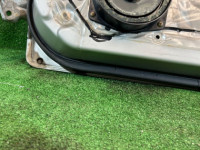 Porta dianteira direita Цвет 792 SUBARU LEGACY OEM 60009AE000 BH9 2000 SILVER 792