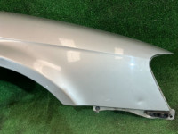 บังโคลนหน้าขวา Цвет 792 SUBARU LEGACY OEM 57120AE001 BH9 2000 SILVER 792