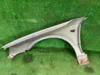 บังโคลนหน้าขวา Цвет 792 SUBARU LEGACY OEM 57120AE001 BH9 2000 SILVER 792