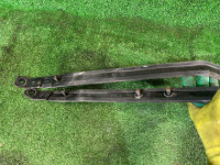 油箱固定带 SUBARU LEGACY OEM 42017AE010  42017AE000 BH9 2000 EJ254 AT