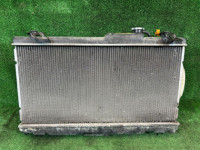 Radiador del motor 45111AE001 SUBARU LEGACY