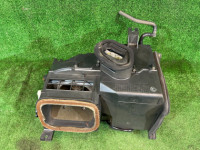 Радиатор кондиционера салона SUBARU LEGACY OEM 72210AE111 BH9 2000 EJ254 AT