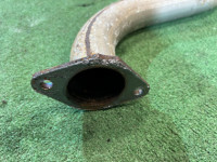 ท่อไอเสียท่อนกลาง SUBARU LEGACY OEM 44200AE050 BH9 2000 EJ254 AT