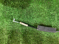 Cable de apertura del portón SUBARU LEGACY OEM 63032AE000 BH9 2000 SILVER 792