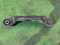 差速器支座 SUBARU OUTBACK OEM 41310AG023 BP9 2007 EJ253 AT