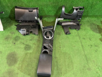 ช่องเก็บของและที่วางแขน SUBARU OUTBACK OEM 92114AG120JC 66120AG101JC 35170AG000 BP9 2007 GREEN