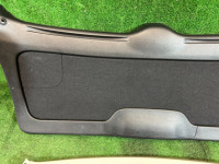 Tapizado del portón SUBARU OUTBACK OEM 94320AG000JC 94310AG000OR BP9 2007 GREEN