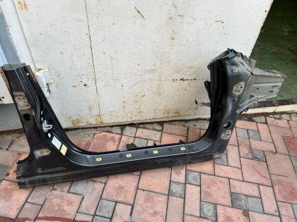 Estribo metálico derecho 52150AG1619P SUBARU OUTBACK