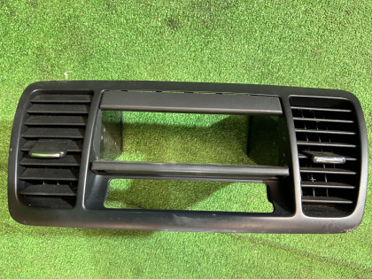 Moldura do ecrã верхняя SUBARU OUTBACK BP9 2007 GREEN