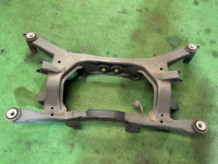 คานหลัง SUBARU OUTBACK OEM 20152AG000 BPE 2004 EZ30 AT