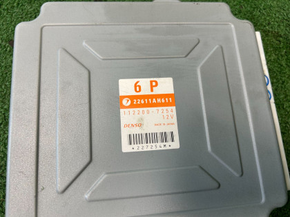Centralita del motor SUBARU OUTBACK OEM 22611AH611 BPE 2004 EZ30 AT
