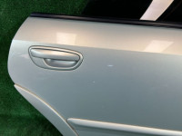 Puerta trasera derecha цвет 39J SUBARU OUTBACK OEM 60409AG0409P BPE 2004 GOLD 39J
