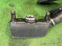 กล่องกรองอากาศ Свап SUBARU OUTBACK OEM 46043AG020 46052AG050 14435AA100 14457AA380 BPE 2004 EZ30 AT