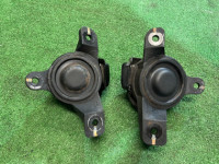 发动机支座 SUBARU OUTBACK OEM 41022AG020 41022AG030 BPE 2004 EZ30 AT