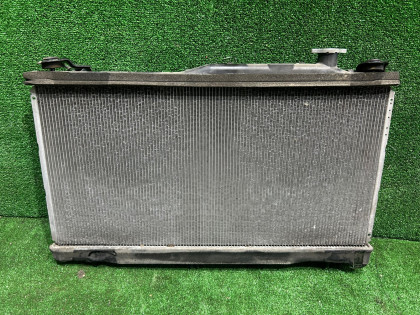 Radiador do motor SUBARU OUTBACK OEM 45111AG040 BPE 2004 EZ30 AT