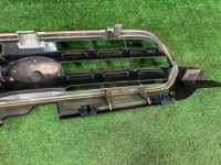 Grelha do radiador 1 мод SUBARU OUTBACK OEM 91121AG020 BPE 2004 GOLD 39J