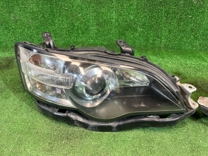 大灯 Ксенон SUBARU OUTBACK OEM 84001AG020 84001AG030 BPE 2004