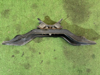 Travessa da caixa 41011AG020 41022AG100 SUBARU LEGACY