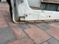 Estribo metálico izquierdo WHITE 37J D20 SUBARU LEGACY OEM 51415AE07A BP5 2007 WHITE 37J