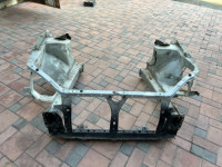 แผงหน้าหม้อน้ำ WHITE 37J D20 SUBARU LEGACY OEM 53060AE00A 53020AE10B 53060AE06A BP5 2007