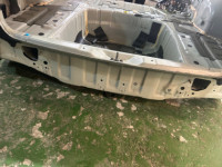 Secção traseira da carroçaria Rear cut SUBARU LEGACY OEM 51490AG0009P 51490AG0109P BP5 2007 WHITE 37J