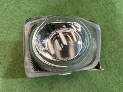 Farol de nevoeiro esquerdo 114-20580 L 84501AE030 SUBARU LEGACY