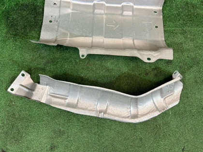 マフラーヒートシールド SUBARU LEGACY OEM 42054AE001 59024AE010 BH9 2000 EJ254 AT
