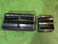 ช่องระบายอากาศตัวถัง SUBARU LEGACY OEM 72651AE000 72651AE010 BH9 2000 SILVER 792