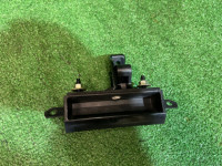 Manilla del portón SUBARU OUTBACK OEM 63160AG001 BPE 2004 GOLD 39J