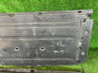แผ่นกันใต้ท้องรถ SUBARU OUTBACK OEM 56411AG040 56411AG050 BPE 2004 GOLD 39J