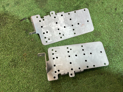 主机支架 SUBARU LEGACY OEM 66201AE000 BH5 2000