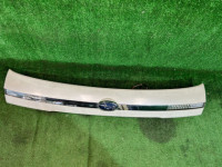 テールランプ間ガーニッシュ Накладка пятой двери SUBARU LEGACY OEM 91710AG000LE BP5 2007