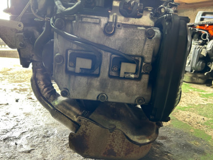 エンジン 1-я модель. SUBARU LEGACY OEM 10100BE970 BE5 2000 EJ206 AT