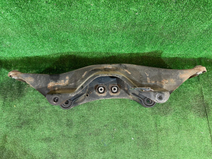คานหลัง SUBARU FORESTER OEM 20150SA020 SG5 2007 EJ205 AT