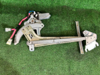 Right front window regulator SUBARU FORESTER OEM 61222SA001 SG5 2007