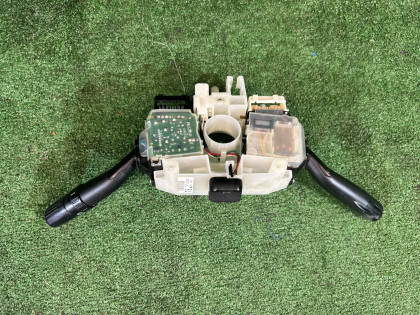 组合开关 SUBARU FORESTER OEM 83111SA092 SG5 2007 EJ205 AT