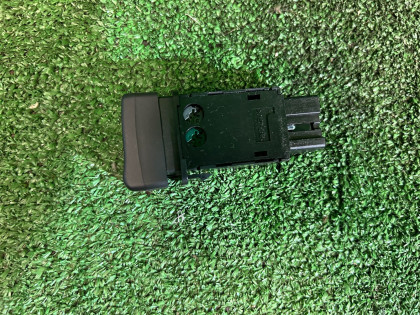 สวิตช์ไล่ฝ้ากระจกหน้า SUBARU FORESTER OEM 83001SA030 SG5 2007 EJ205 AT