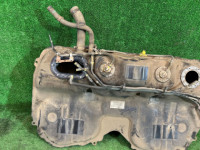 油箱 SUBARU FORESTER OEM 42012FE100 SG5 2007 EJ205 AT