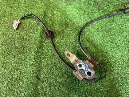 Датчик ABS передний правый SUBARU FORESTER OEM 27540FE120 SG5 2007 EJ205 AT
