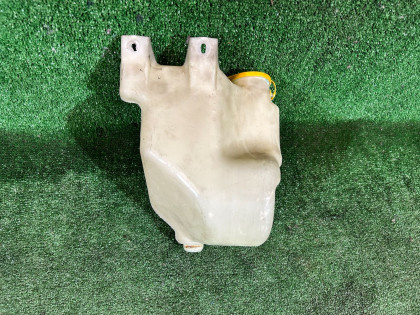 Бачок омывателя SUBARU LANCASTER OEM 86610AE010 BH9 1998 EJ254 AT