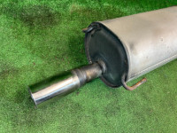 Silencioso trasero SUBARU LANCASTER OEM 44300AE120 BH9 1998 EJ254 AT