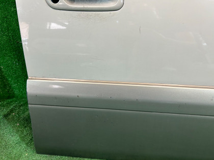 Porta dianteira direita цвет 8L5 SUBARU LANCASTER OEM 60009AE040 BHE BH9 1998 BEIGE 8L5